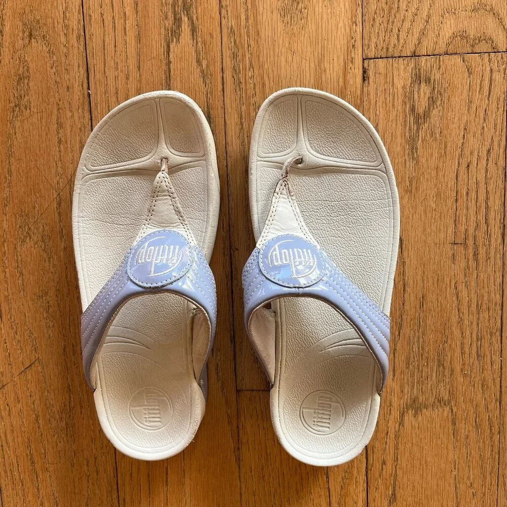 FitFlop Leather Thong Sandals, Size 8